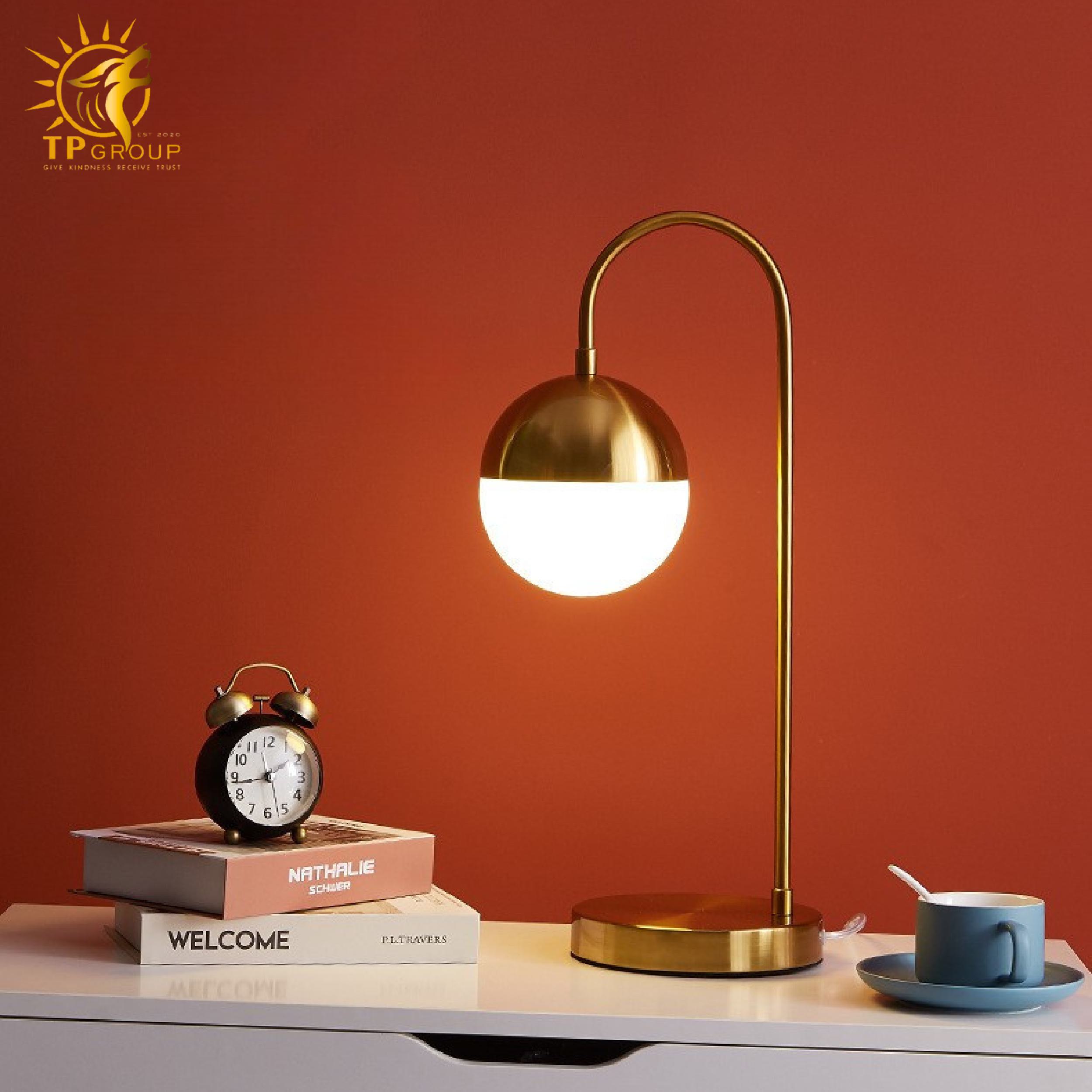 Đèn để bàn hiện đại DB600 9 Đèn để bàn hiện đại DB600