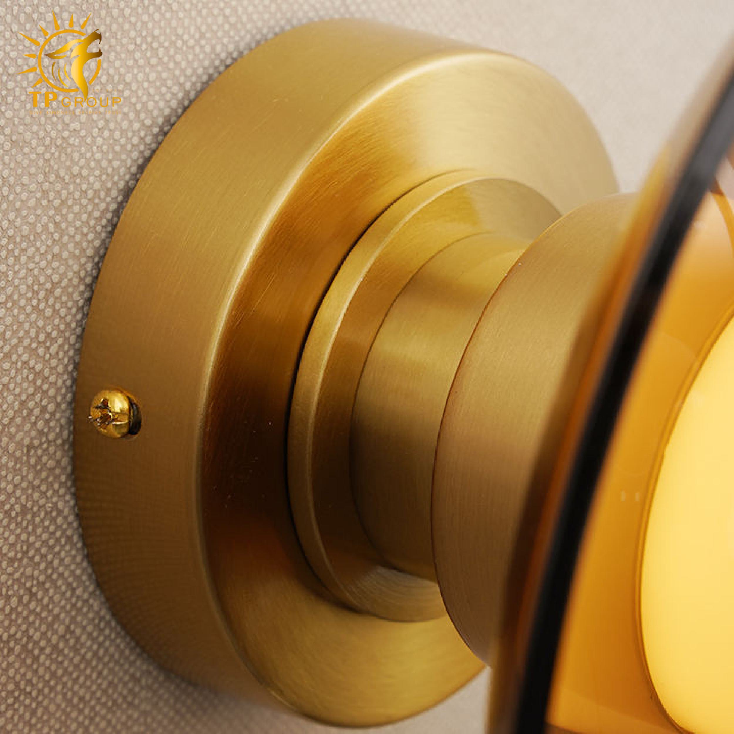 Đèn vách chau thủy tinh màu trà VL47224 10 Đèn vách chau thủy tinh màu trà VL47224