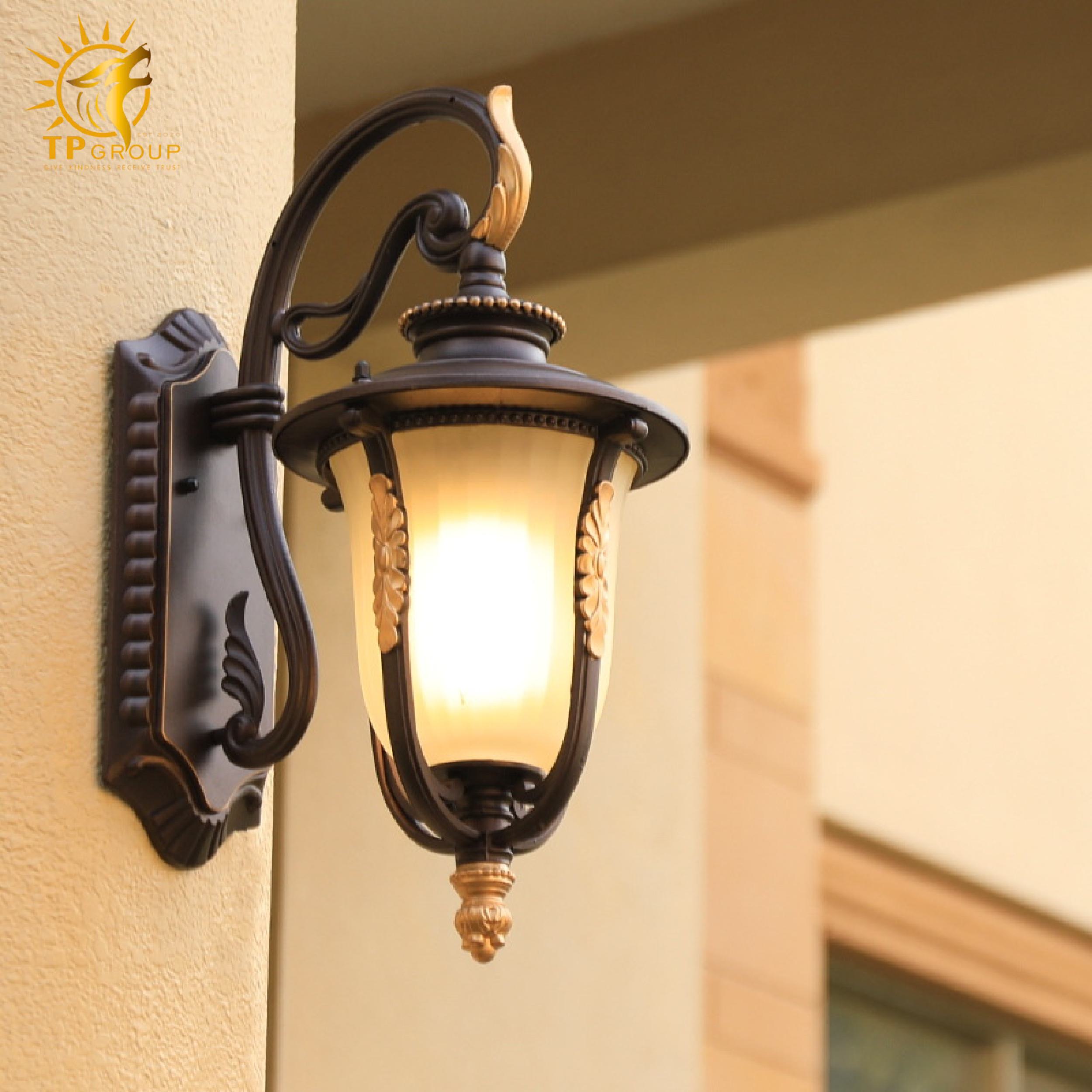 Đèn vách ngoài trời cổ điển 0148 5 Đèn vách ngoài trời cổ điển 0148