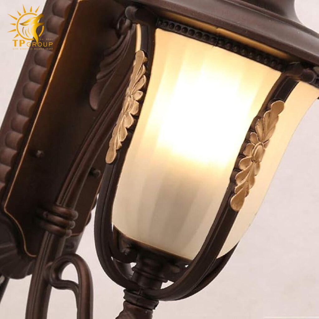 Đèn vách ngoài trời cổ điển 0148 