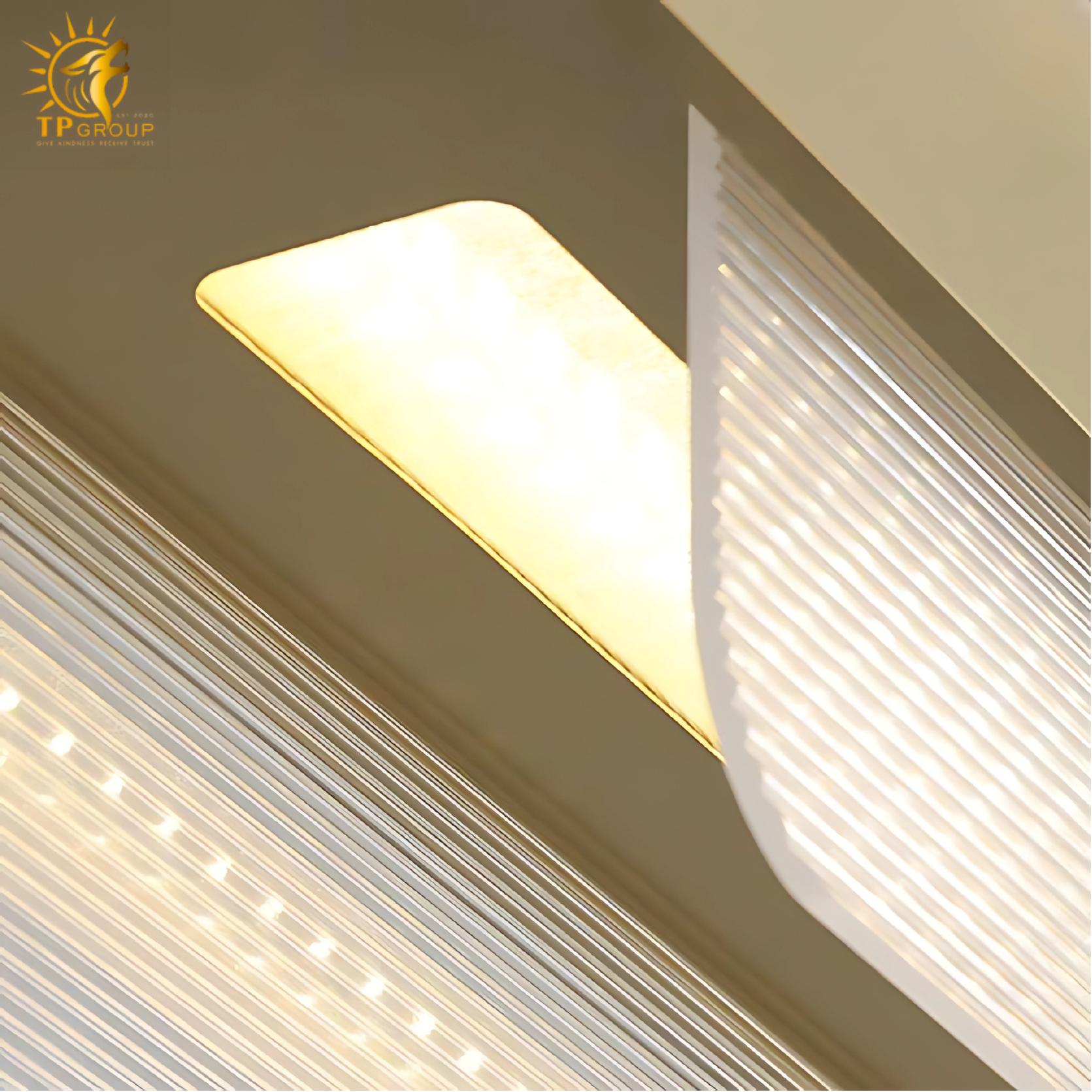 Đèn thả trần tấm lợp mái vòm dáng dài TPG-TTK93 9 Đèn thả trần tấm lợp mái vòm dáng dài TPG-TTK93