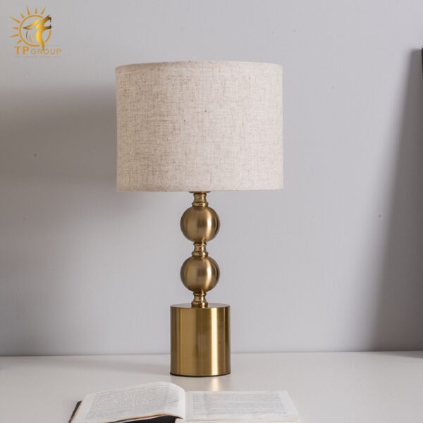 Đèn bàn cao cấp DB3062