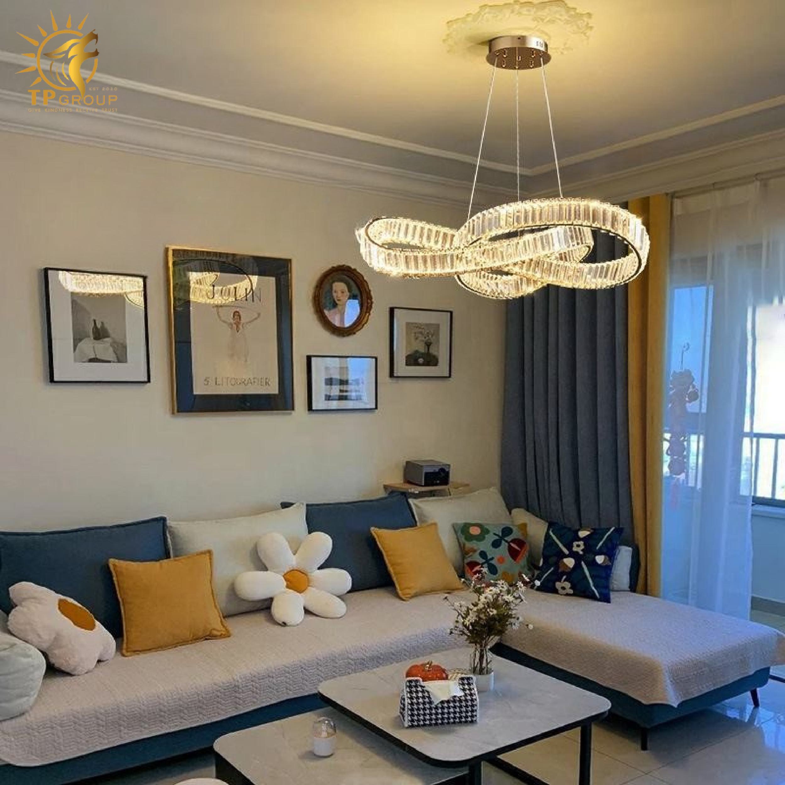 Đèn thả pha lê cao cấp vòng uốn lượnTHD7058 13 Đèn thả pha lê cao cấp vòng uốn lượnTHD7058