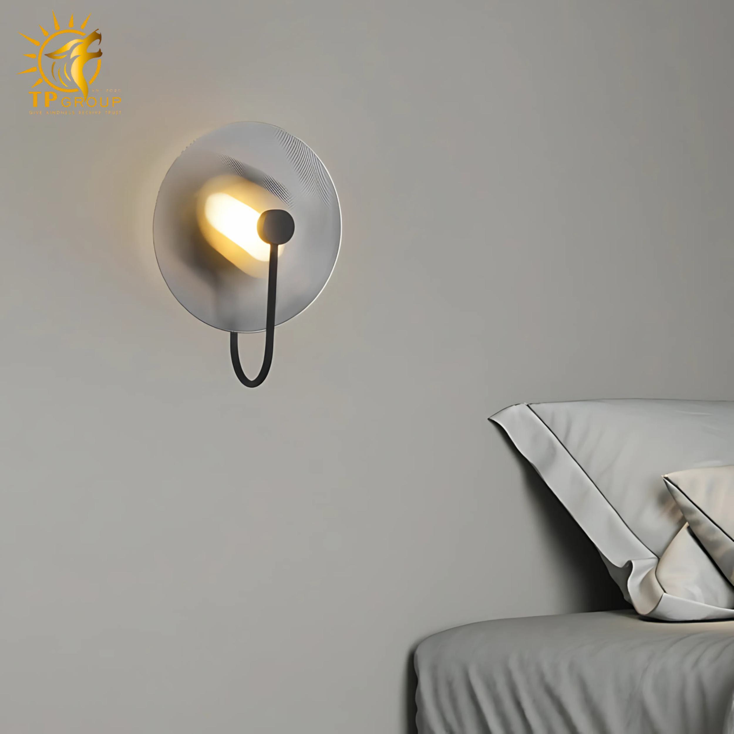 Đèn vách chau thủy tinh VK146