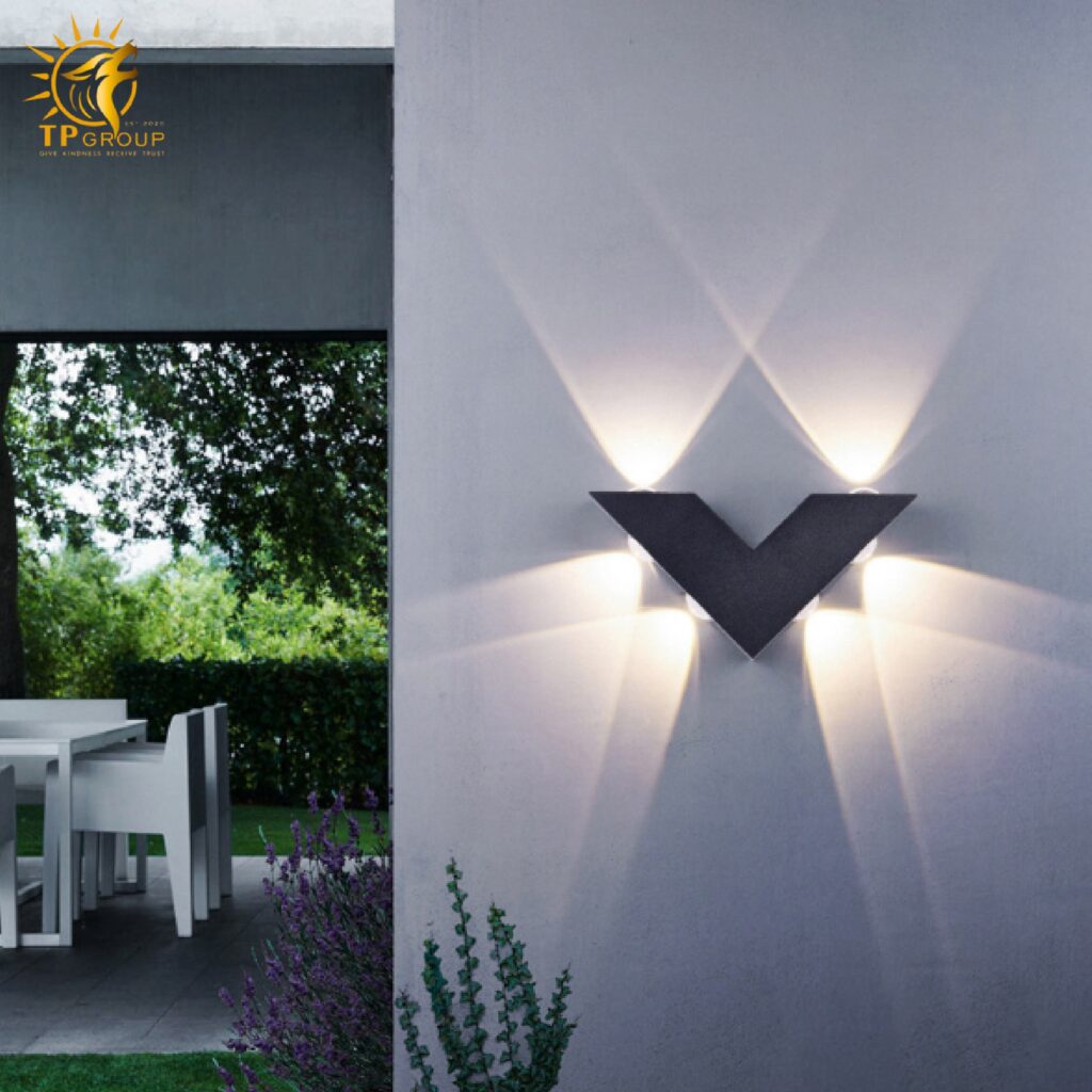 Đèn vách chiếu tia ngoài trời VNT093 13 Đèn vách chiếu tia ngoài trời VNT093