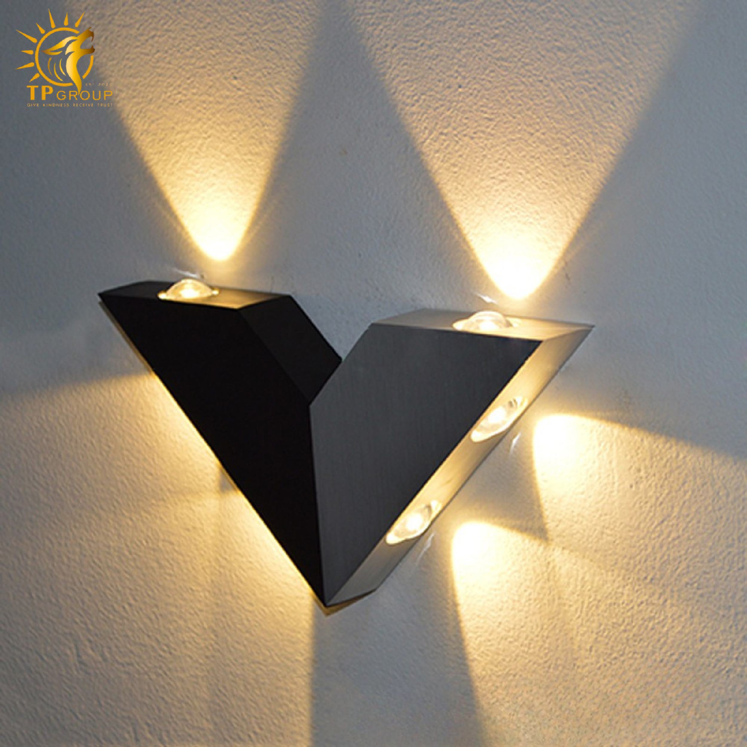 Đèn vách chiếu tia ngoài trời VNT093 12 Đèn vách chiếu tia ngoài trời VNT093