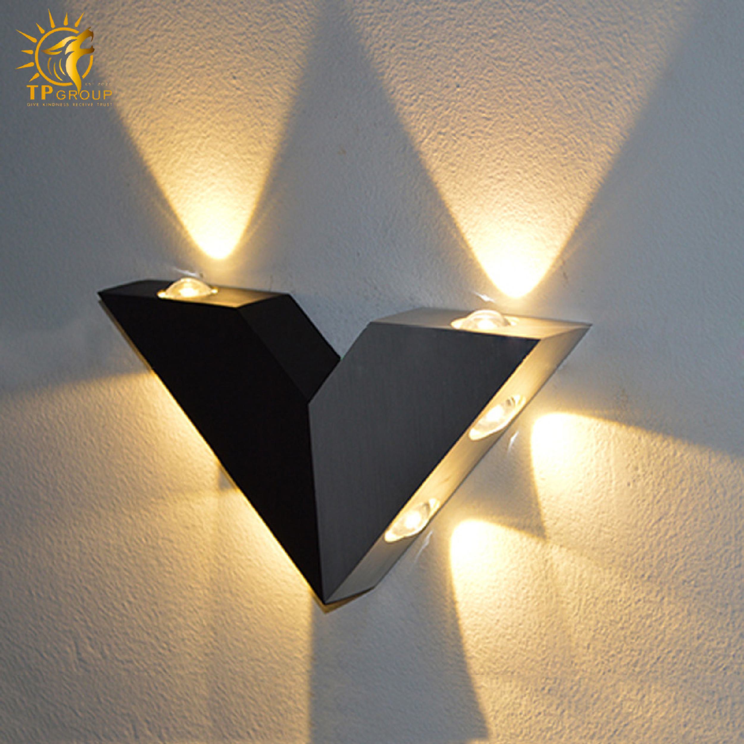 Đèn vách chiếu tia ngoài trời VNT093 8 Đèn vách chiếu tia ngoài trời VNT093