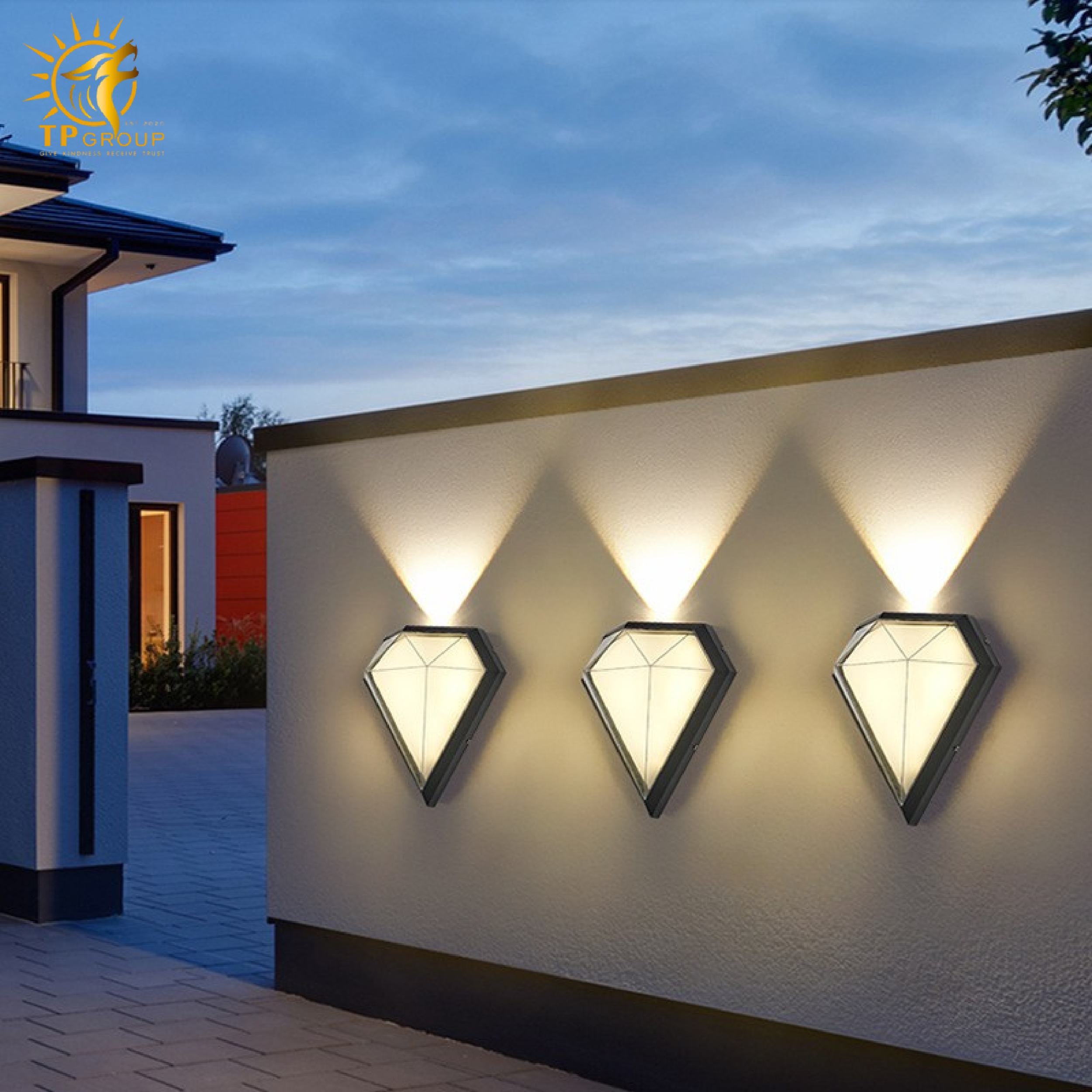 Đèn vách kiểu dáng kim cương CN345 7 Đèn vách kiểu dáng kim cương CN345