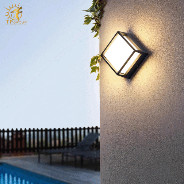 Đèn vách ngoài trời TR223
