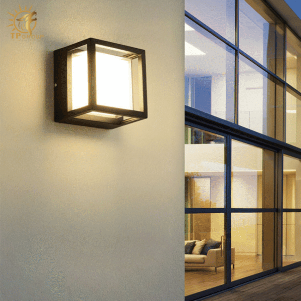 Đèn vách ngoài trời TR223