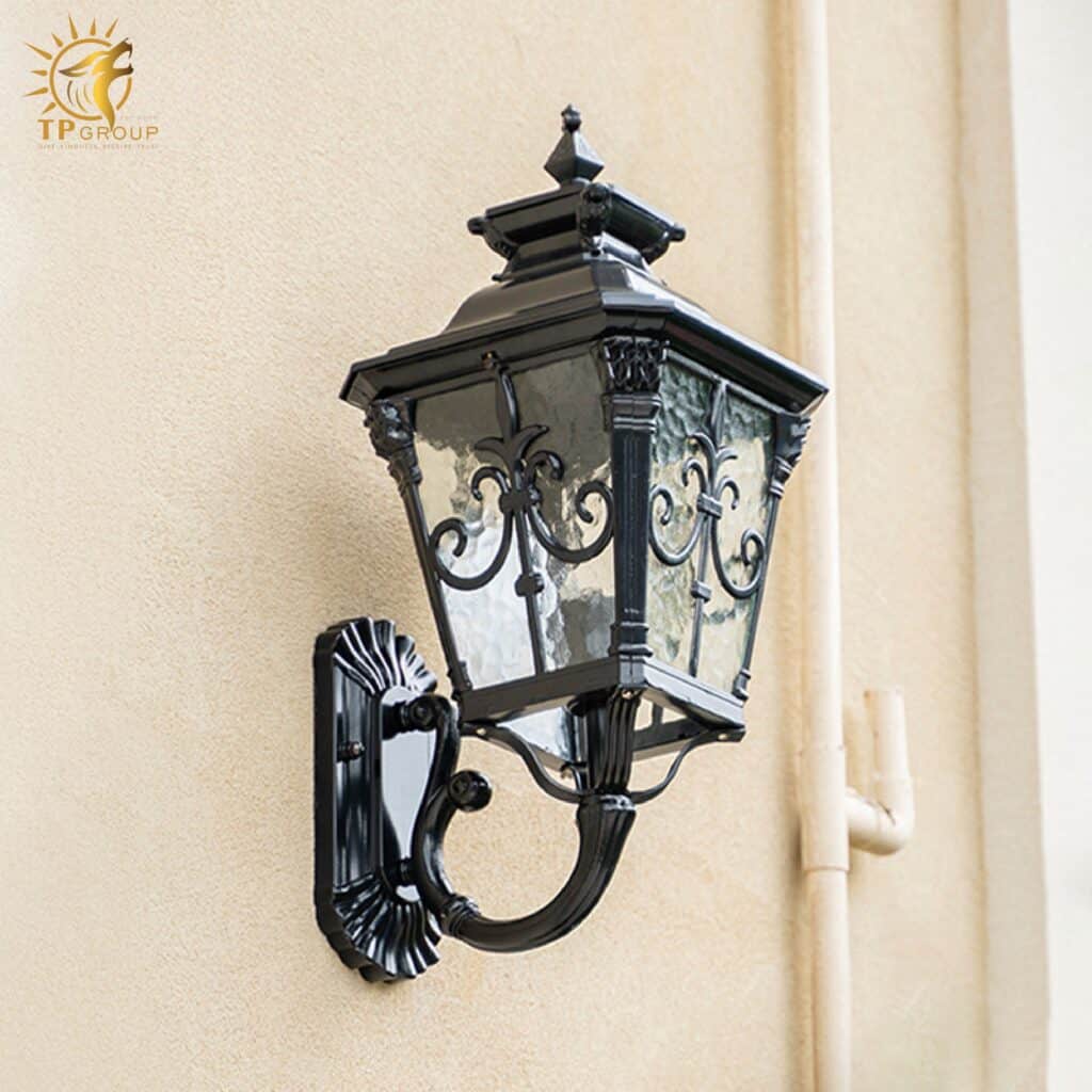 Đèn vách ngoài trời phong cách cổ điển VNT6636 