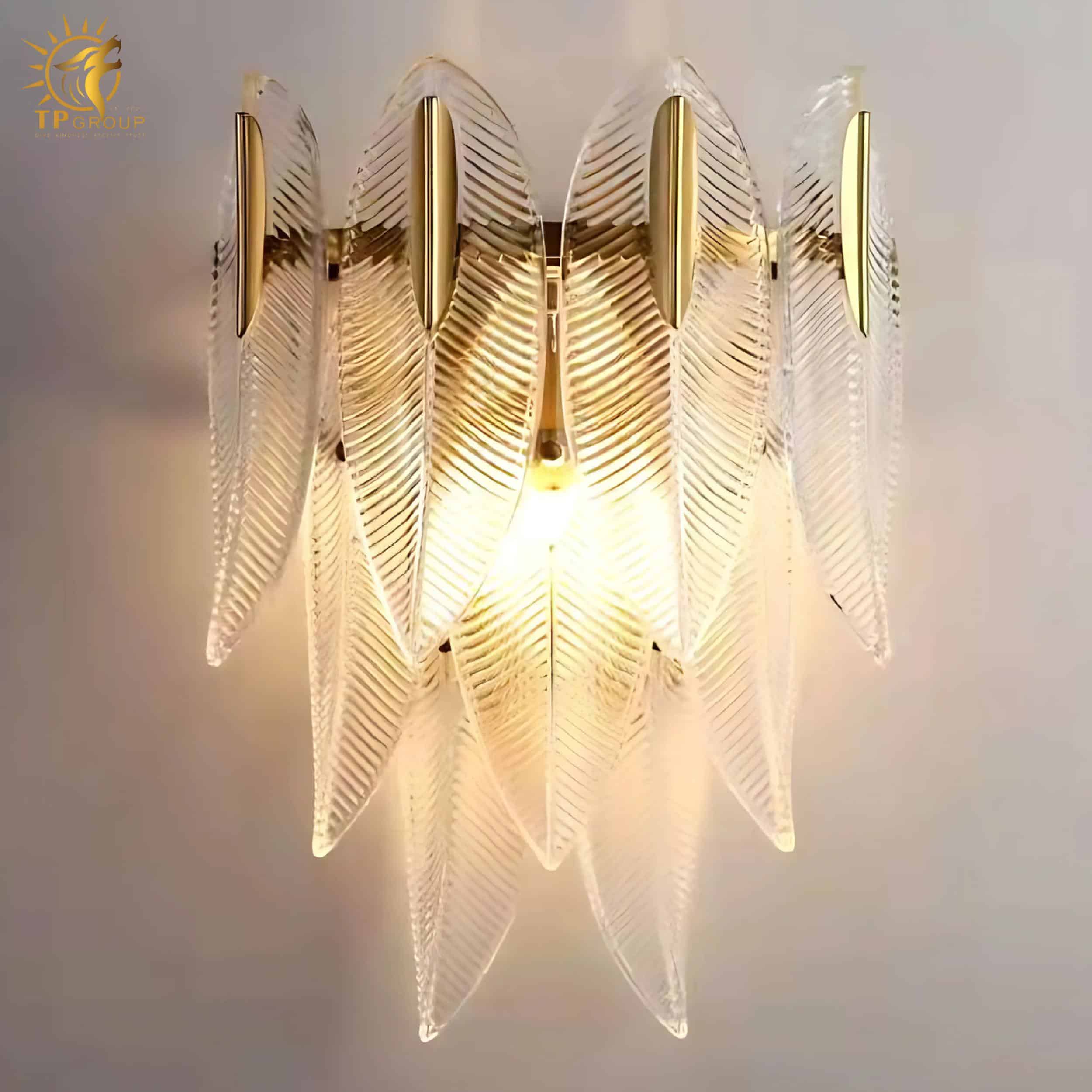 Đèn vách pha lê kiểu dáng lông vũ xếp tầng VPL9663