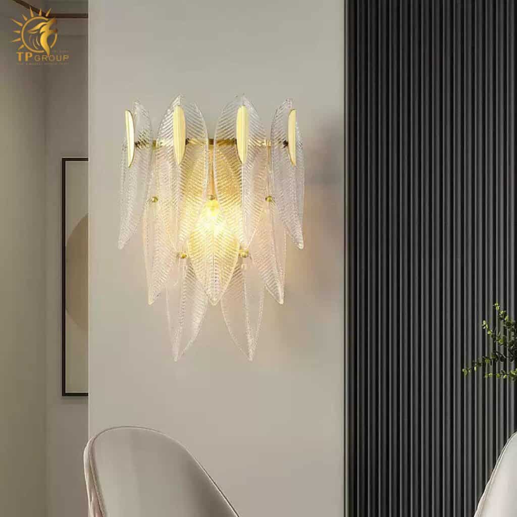 Đèn vách pha lê kiểu dáng lông vũ xếp tầng VPL9663 
