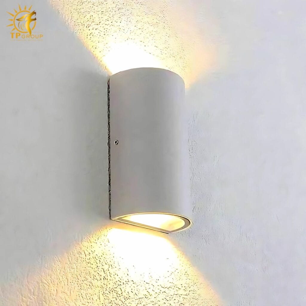 Đèn tường ngoài trời LED chống nước TPG-VNT662