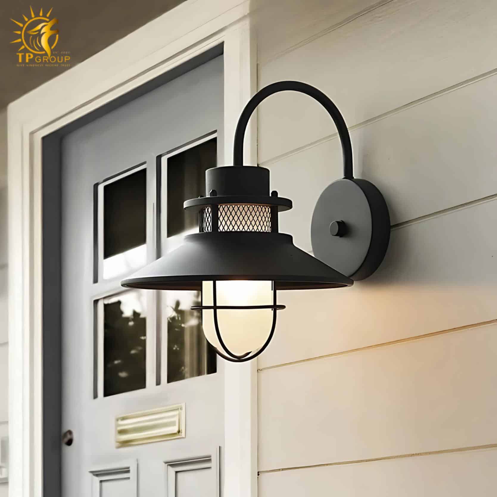 Đèn tường ngoài trời TPG-VT29