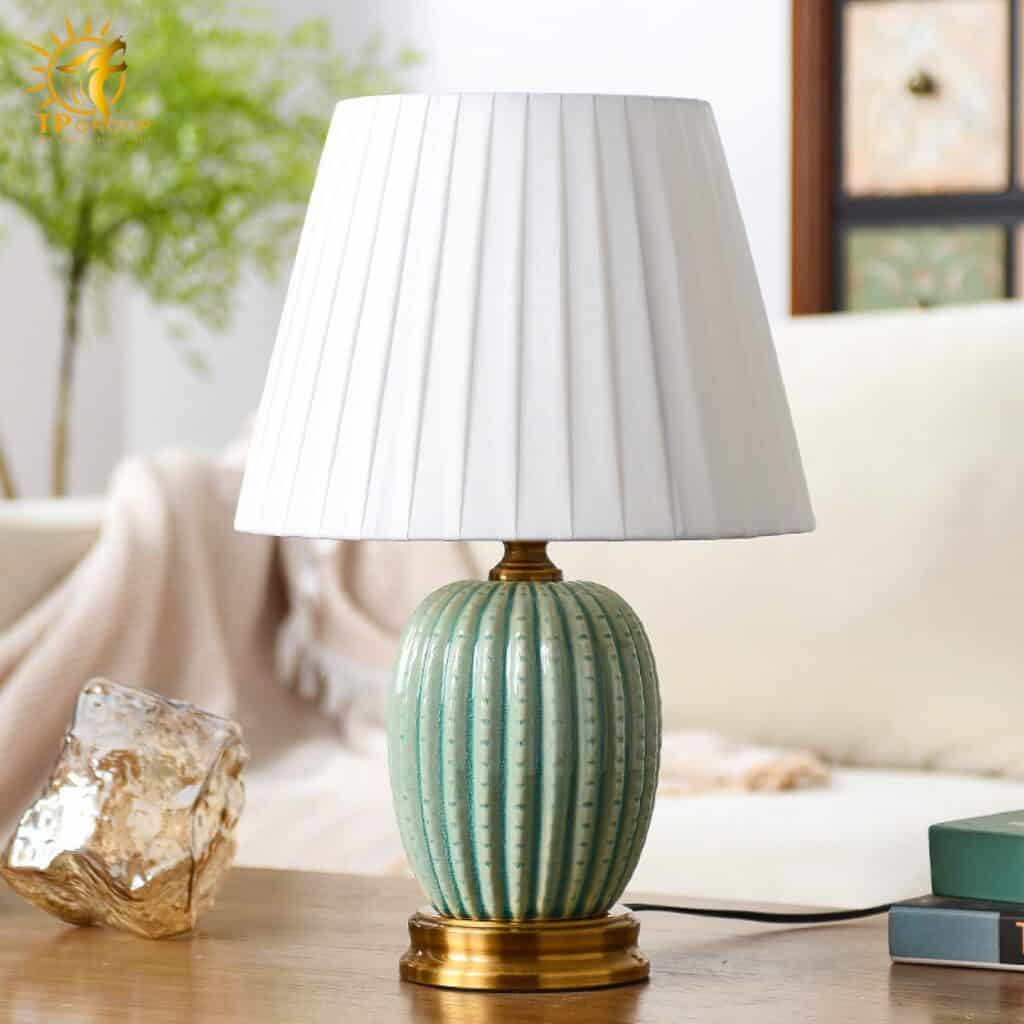 Đèn bàn gốm sứ cao cấp DB70 