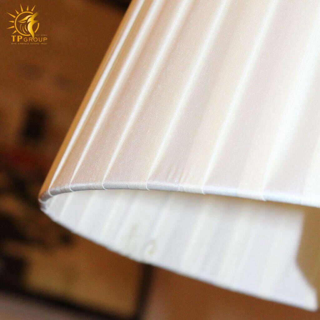 Đèn bàn gốm sứ cao cấp DB70 