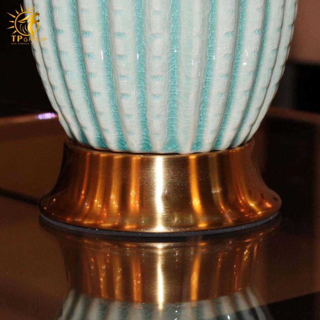 Đèn bàn gốm sứ cao cấp DB70 