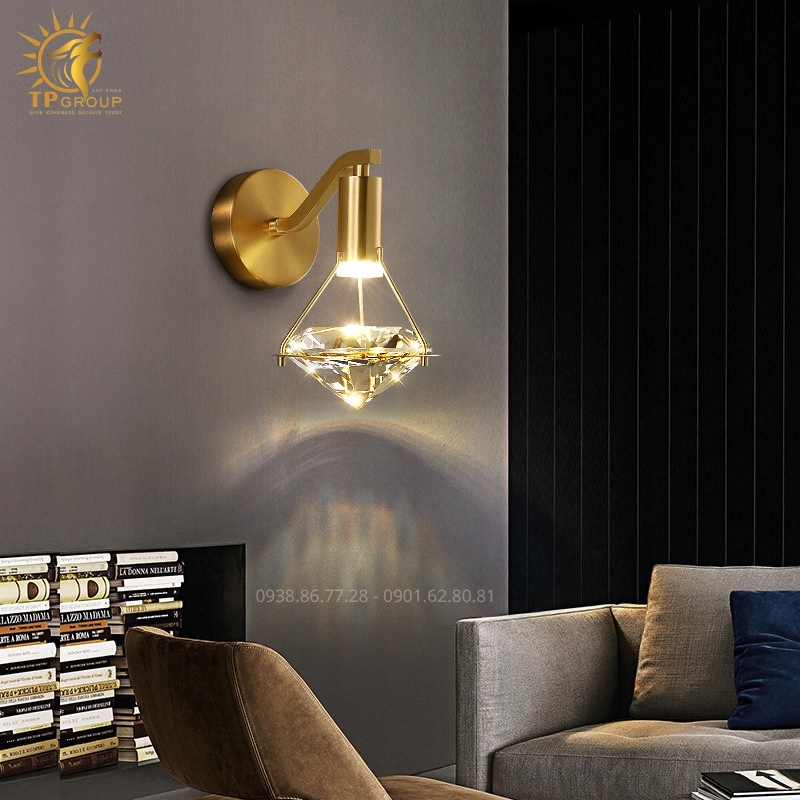 Đèn Tường Pha Lê TPG-1185: Điểm Nhấn Phù Hoa Cho Không Gian Hiện Đại 15 Đèn Tường Pha Lê TPG-1185 Điểm Nhấn Phù Hoa Cho Không Gian Hiện Đại