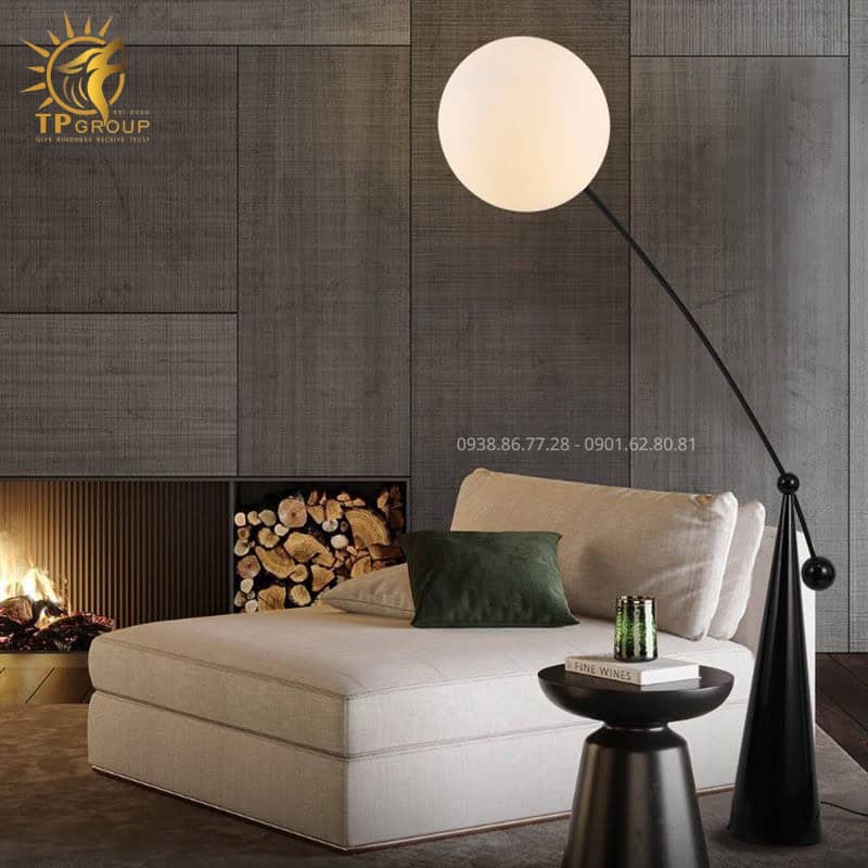 Đèn Sàn Hiện Đại TPG3036 – Khơi Nguồn Cảm Hứng Nghệ Thuật Trong Không Gian Bắc Âu 20 Đèn Sàn Hiện Đại TPG3036 – Khơi Nguồn Cảm Hứng Nghệ Thuật Trong Không Gian Bắc Âu