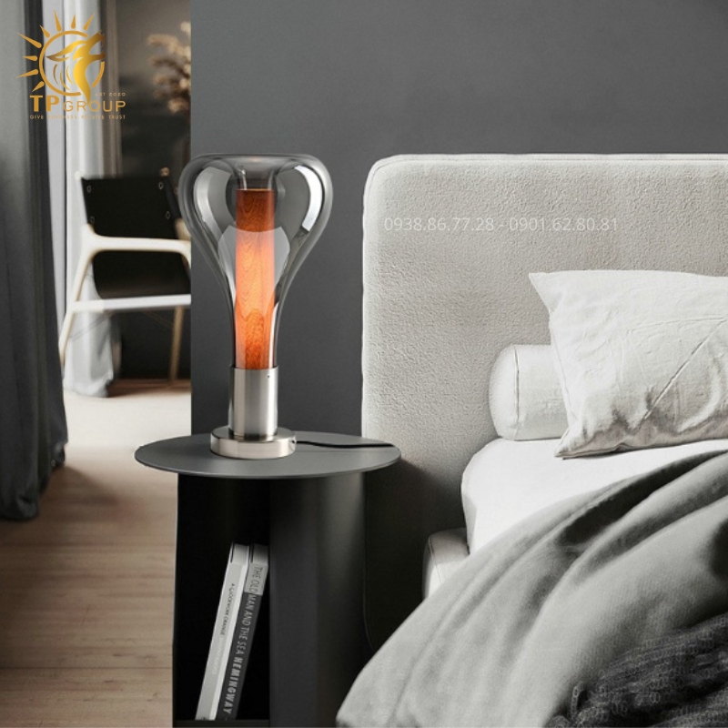 Đèn Bàn Hiện Đại TPG-2097: Khơi Nguồn Cảm Hứng Từ Nghệ Thuật Ánh Sáng Bắc Âu 8 Đèn Bàn Hiện Đại TPG-2097: Khơi Nguồn Cảm Hứng Từ Nghệ Thuật Ánh Sáng Bắc Âu