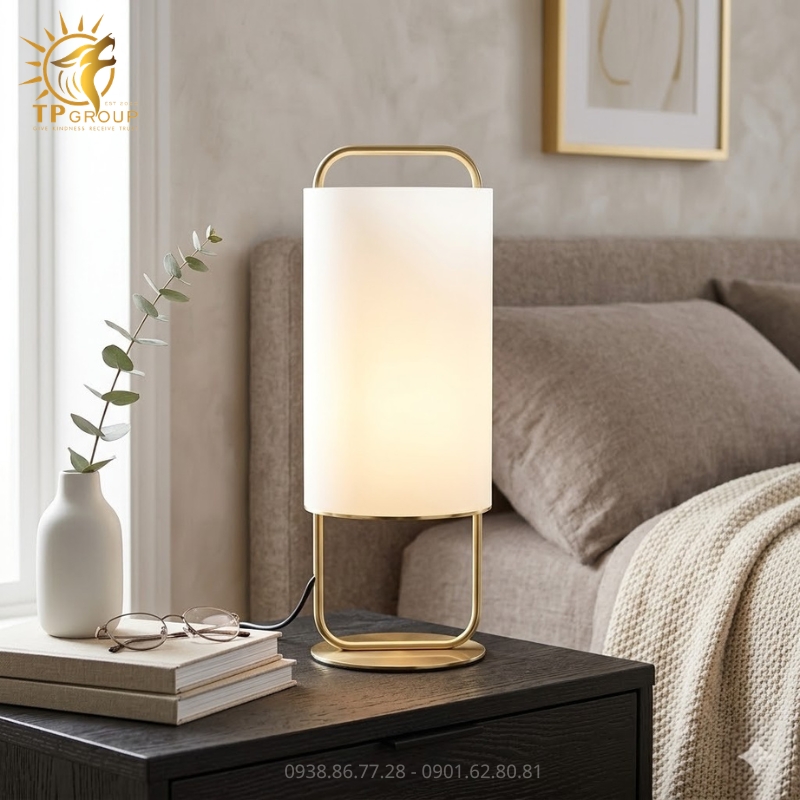 Đèn Để Bàn Hiện Đại TPG-6895 – Nét Đẹp Tối Giản Nâng Tầm Không Gian Sống Quý Phái 7 Đèn Để Bàn Hiện Đại TPG-6895 – Nét Đẹp Tối Giản Nâng Tầm Không Gian Sống Quý Phái