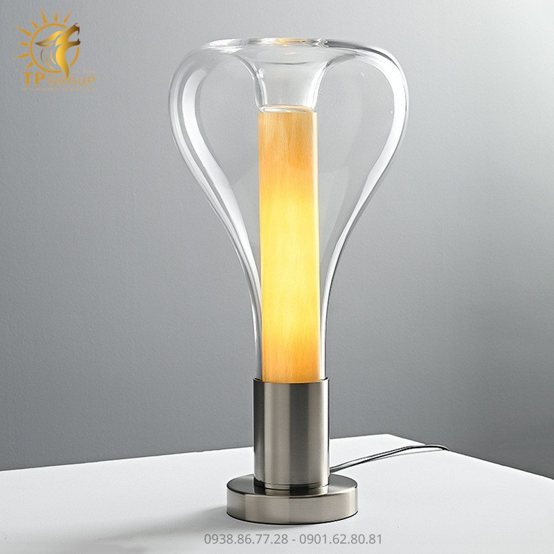 Đèn Bàn Hiện Đại TPG-2097: Khơi Nguồn Cảm Hứng Từ Nghệ Thuật Ánh Sáng Bắc Âu 5 Đèn Bàn Hiện Đại TPG-2097: Khơi Nguồn Cảm Hứng Từ Nghệ Thuật Ánh Sáng Bắc Âu
