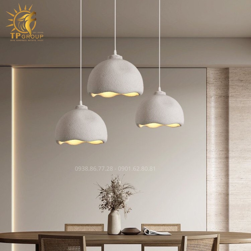Đèn Thả Trần Wabi-Sabi TPG-DT050 35 Đèn Thả Trần Wabi-sabi TPG-T050: Vẻ Đẹp Nguyên Bản Từ Đường Cong Lượn Sóng Nâng Tầm Không Gian Thiền Định