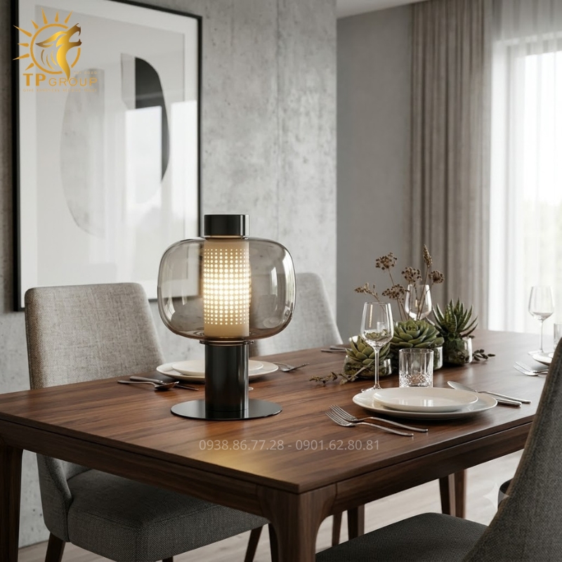 Đèn Bàn Hiện Đại Bắc Âu TPG-B2079: Biểu Tượng Tinh Tế Cho Không Gian Sống Riêng Tư