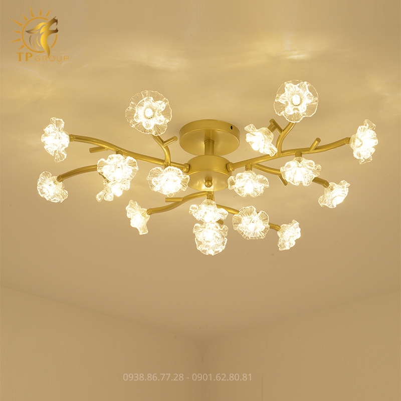 Đèn Ốp Trần Hiện Đại Bắc Âu TPG-D982 32 Đèn Ốp Trần Hiện Đại Bắc Âu TPG-D982: Vườn Hoa Pha Lê Thắp Sáng Hào Quang Tinh Tế Cho Trần Nhà