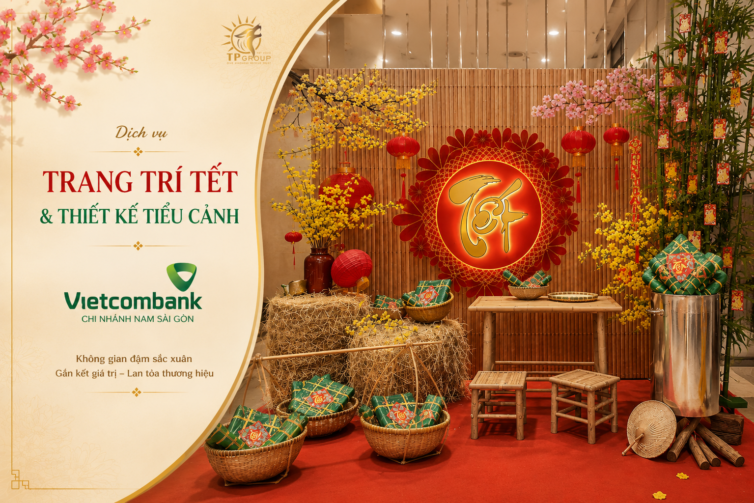 Dịch Vụ Trang Trí Tết Doanh Nghiệp & Thiết Kế Tiểu Cảnh Tết Trọn Gói – Dự Án Thực Tế Vietcombank Nam Sài Gòn (TP Group) 2 Tiểu cảnh làng quê: Góc nấu bánh chưng truyền thống ấm áp