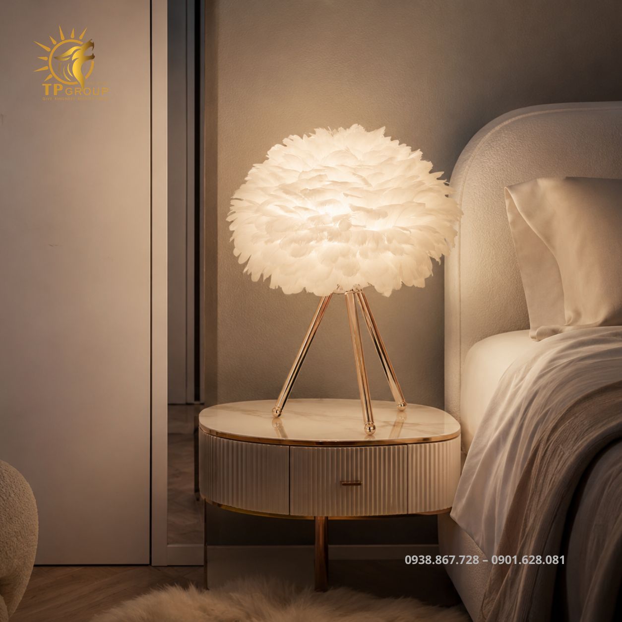 Đèn Bàn Lông Vũ TPG-DB033 4 Đèn bàn lông vũ decor phòng ngủ
