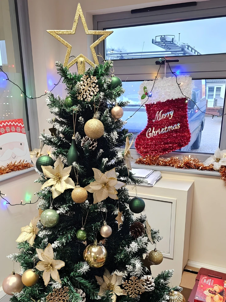 Trang trí noel khu vực sảnh lễ tân