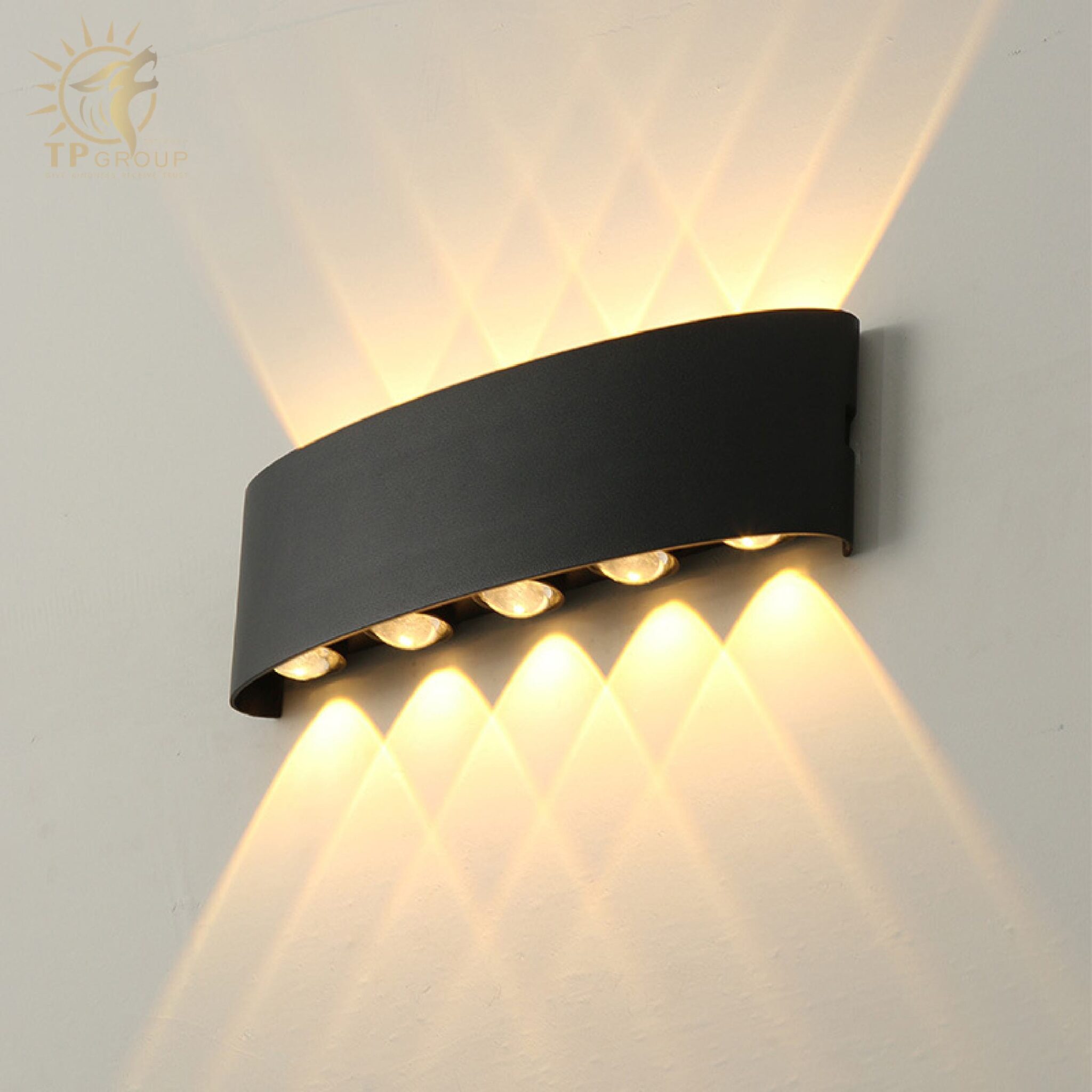 Đèn Vách Led Chiếu Tia Ngoài Trời 